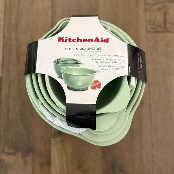 KitchenAid Other - FLASH KitchenAid Classic Mixing Bowls, Set of 5, Pistachio F200